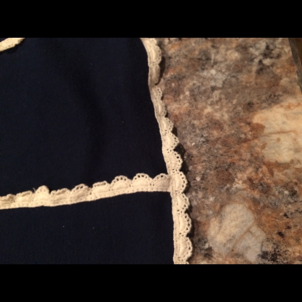 Top - Picture 4 of 5